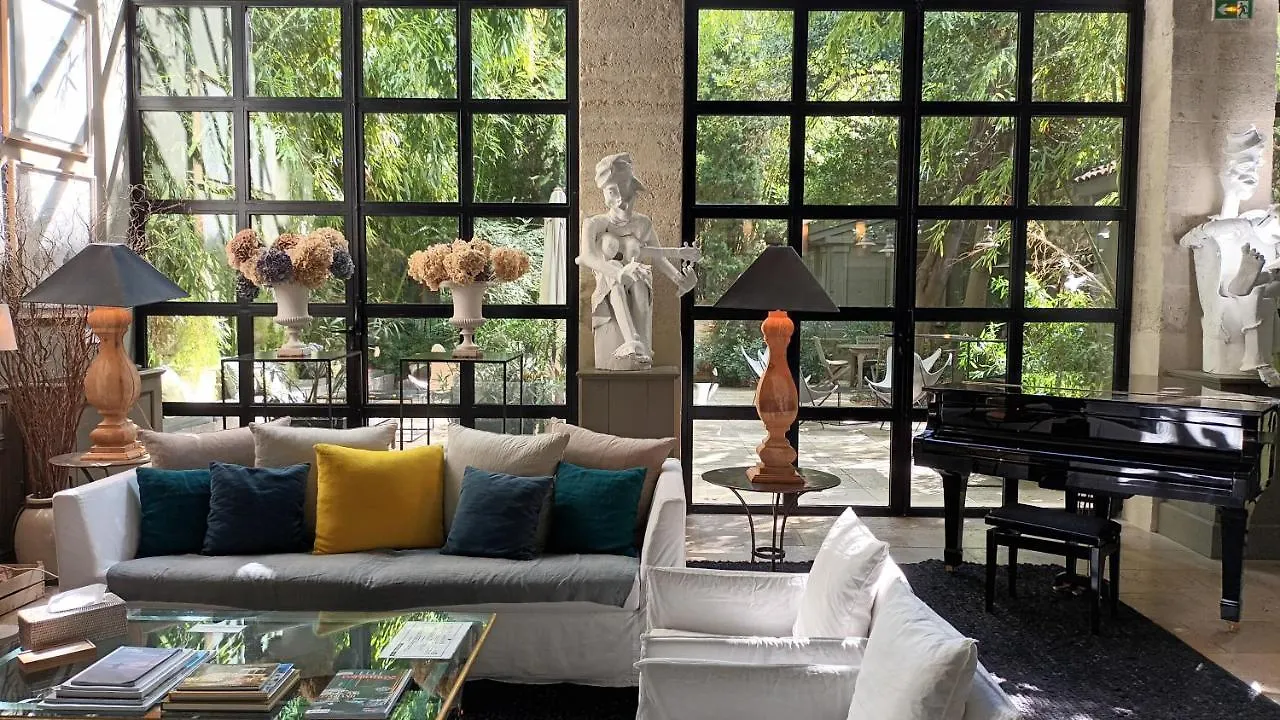 Holiday home Le Complot : Maison Privee En Plein Coeur D'Avignon France